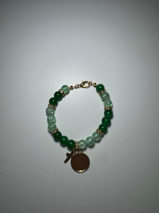 Green customizable bracelet