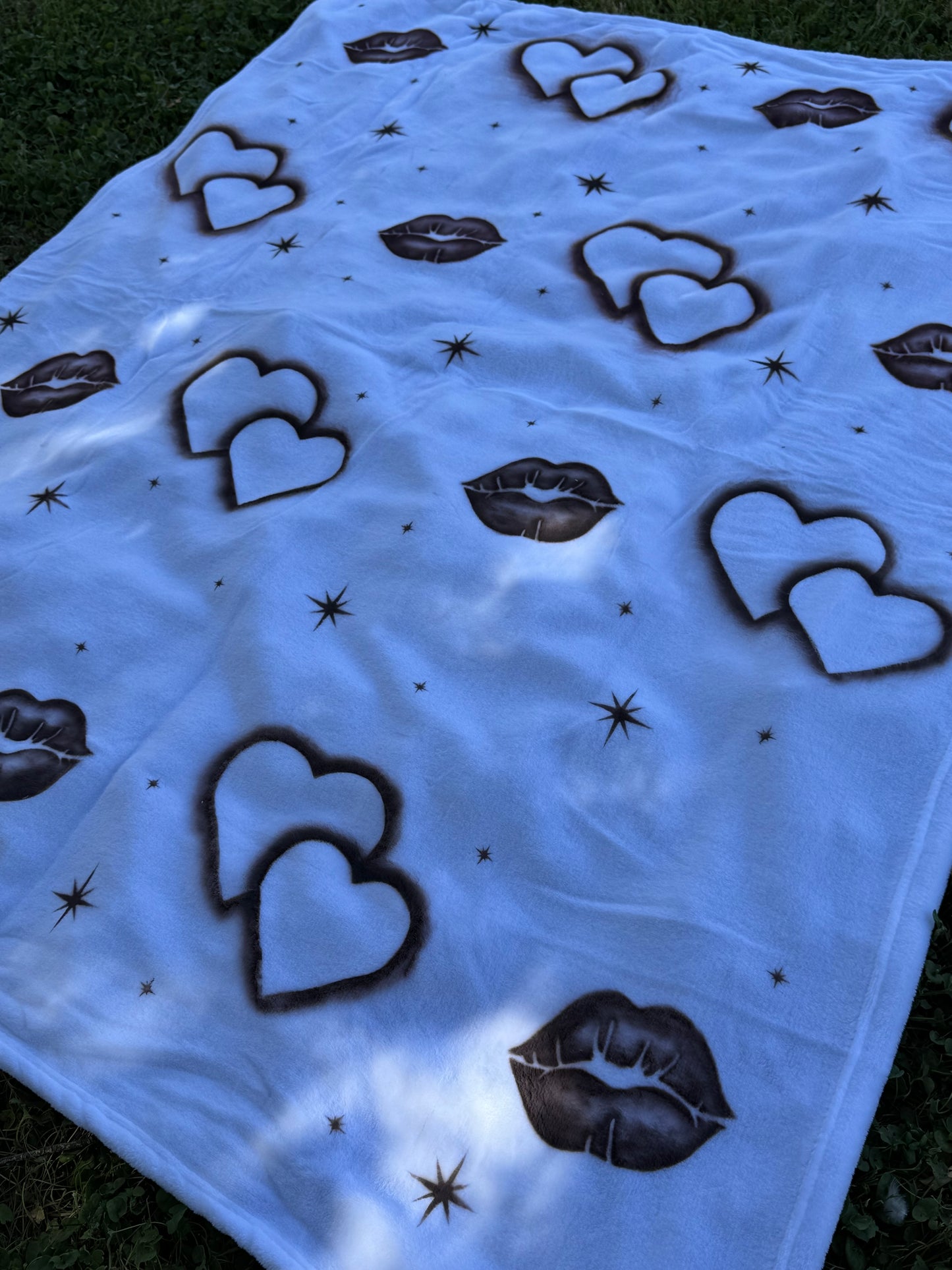 Brown airbrushed blanket( NO NAME)