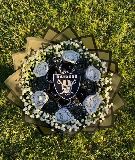 Raiders 18 count bandana roses